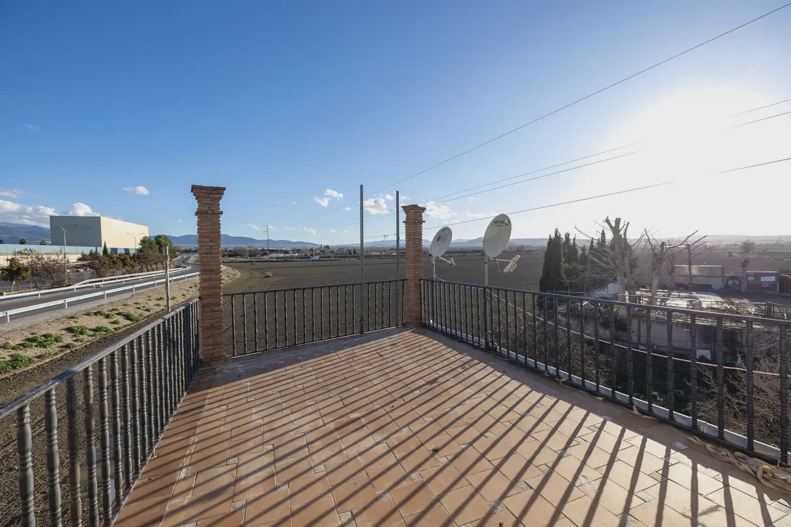 Local Comercial en Granada ciudad en venta - 640.000 € (Ref: 9836969)