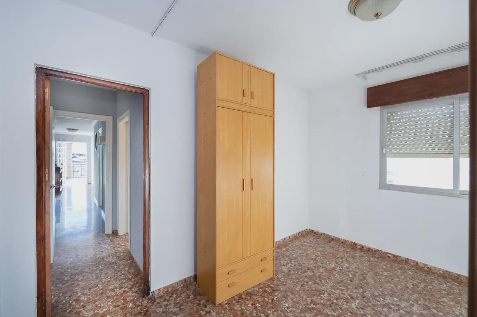 Local Comercial en Granada ciudad en venta - 640.000 € (Ref: 9836969)