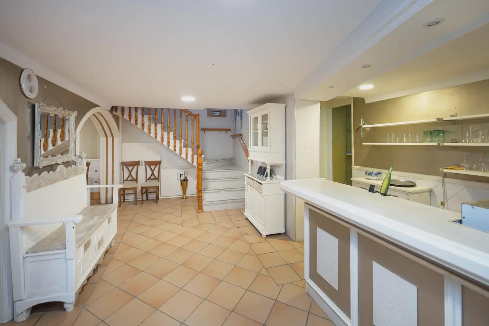 Local Comercial en Granada ciudad en venta - 640.000 € (Ref: 9836969)
