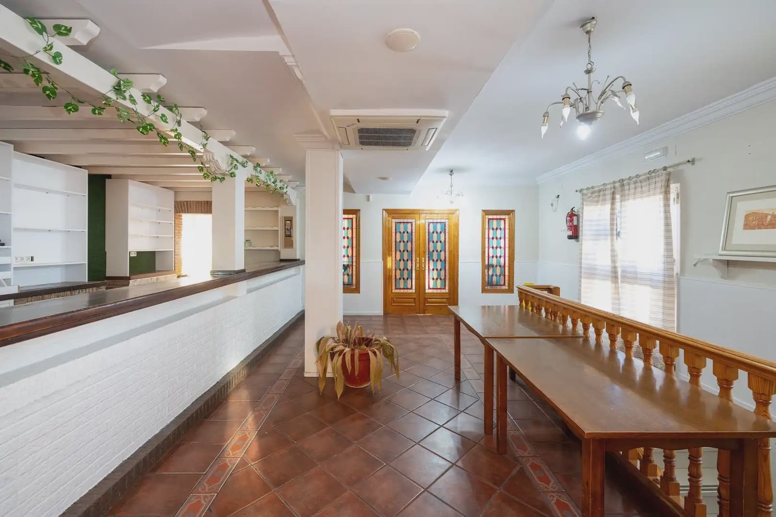 Local Comercial en Granada ciudad en venta - 640.000 € (Ref: 9836969)