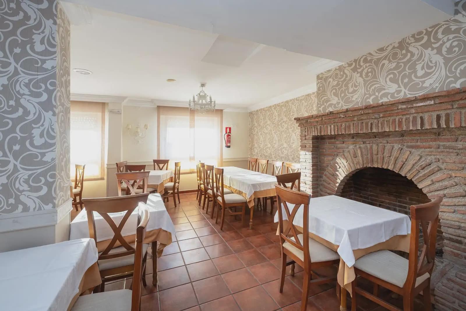 Local Comercial en Granada ciudad en venta - 640.000 € (Ref: 9836969)
