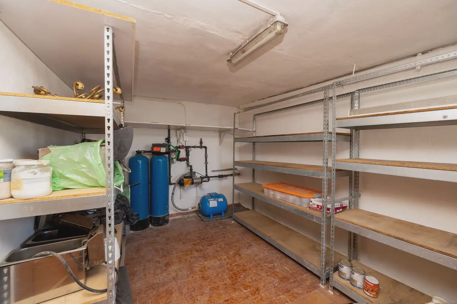 Local Comercial en Granada ciudad en venta - 640.000 € (Ref: 9836969)