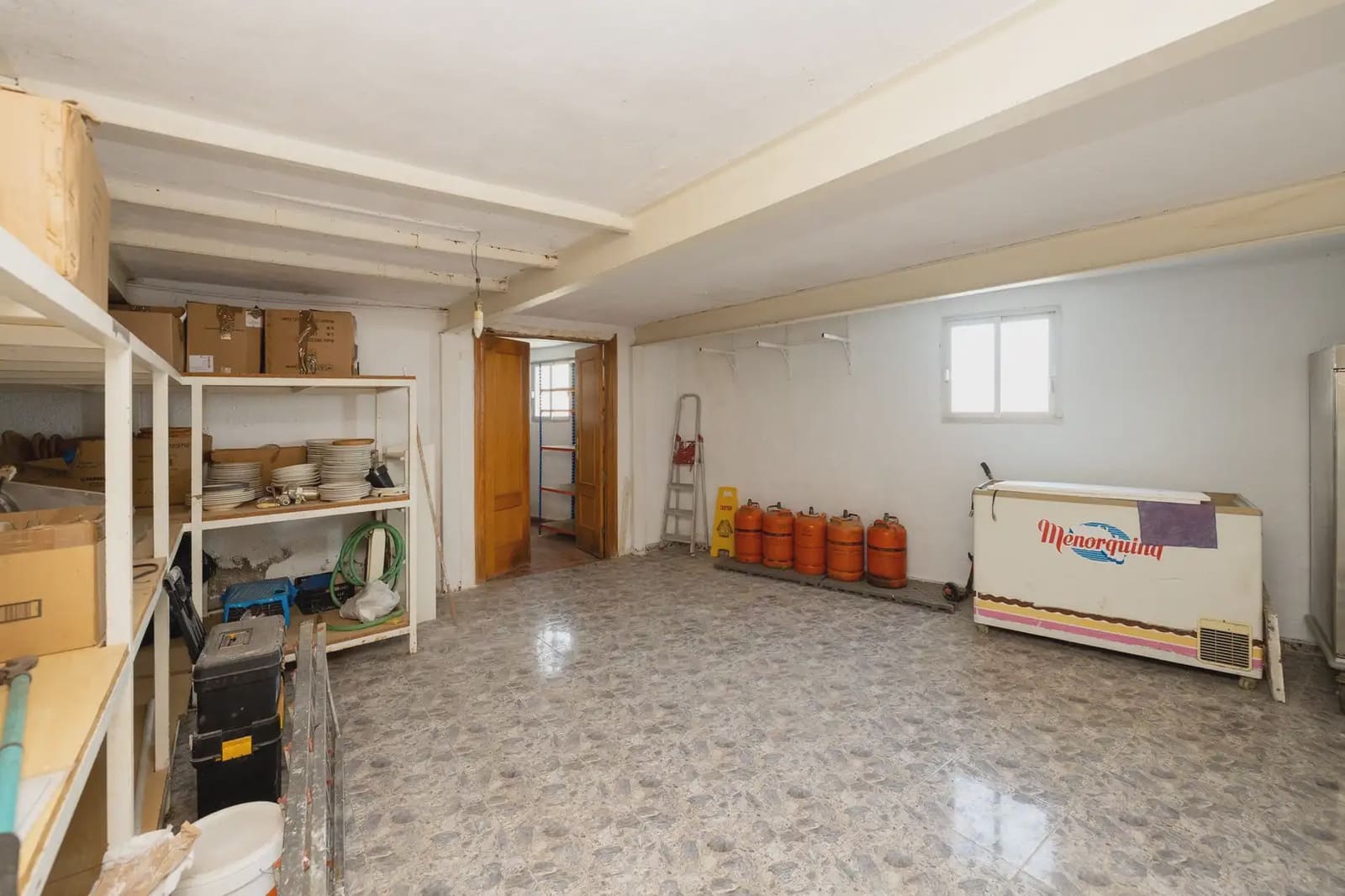 Local Comercial en Granada ciudad en venta - 640.000 € (Ref: 9836969)