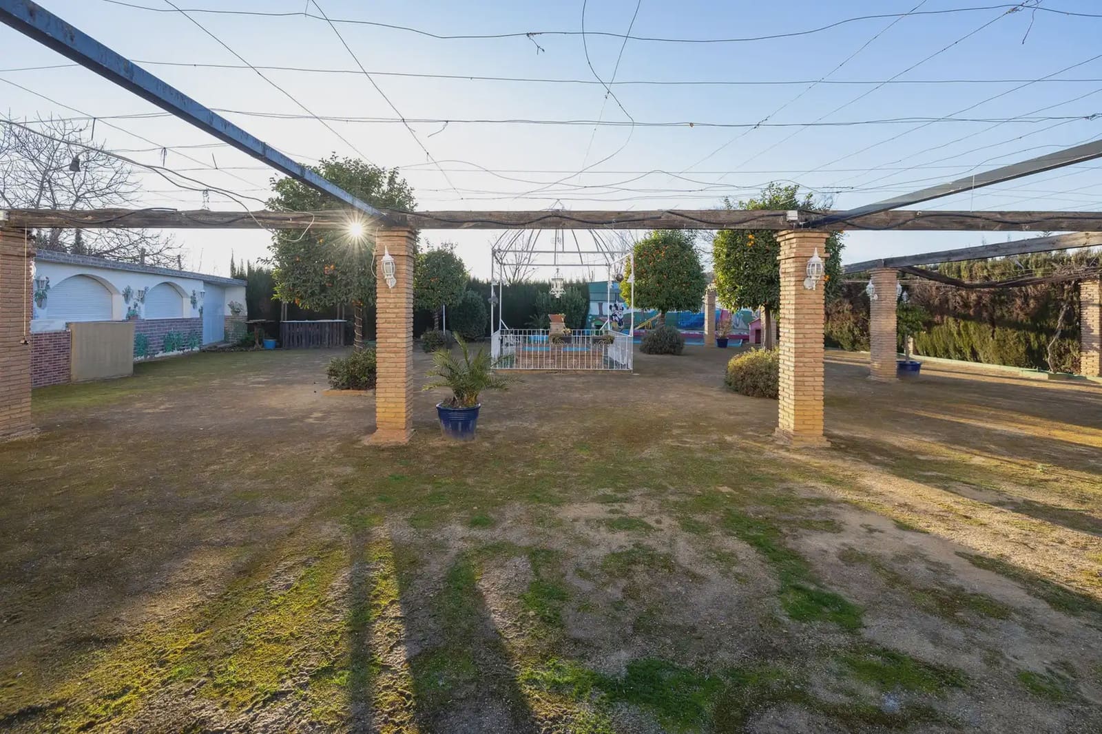 Local Comercial en Granada ciudad en venta - 640.000 € (Ref: 9836969)