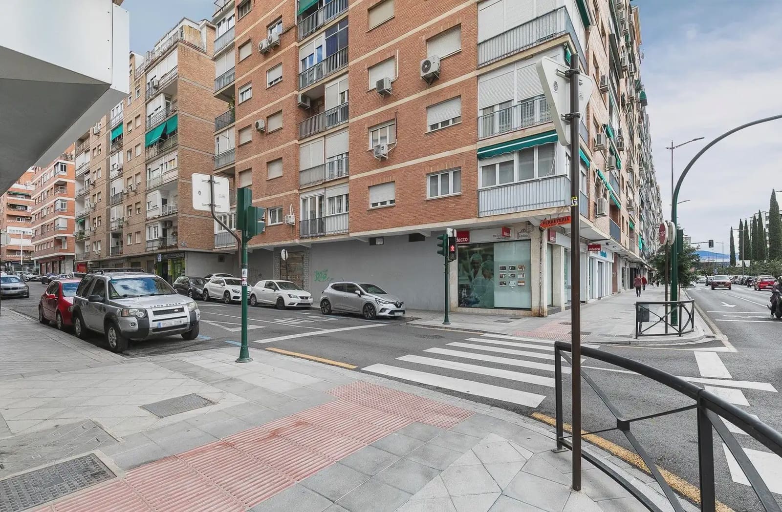 Erhverv til salg i Granada by - € 62.500 (Ref: 9836973)