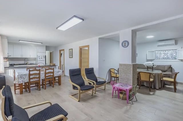 Finca/Landhuis te koop in Los Guajares met zwembad - € 299.900 (Ref: 9836974)