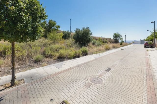 Tontti myytävänä paikassa La Zubia - 150 000 € (Ref: 9836977)