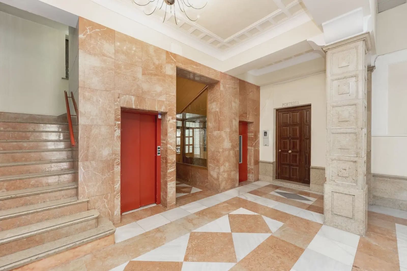 Leilighet til salgs i Granada by - € 520 000 (Ref: 9836979)
