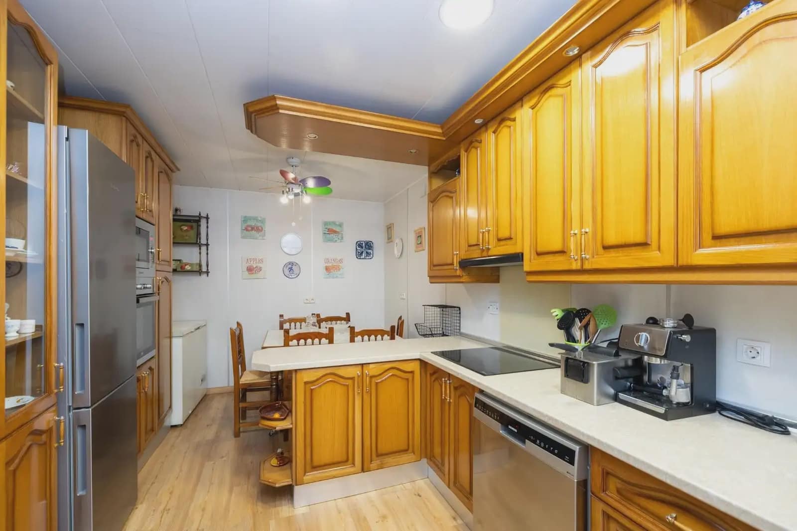 Lägenhet till salu i Granada stad med garage - 420 000 € (Ref: 9836984)