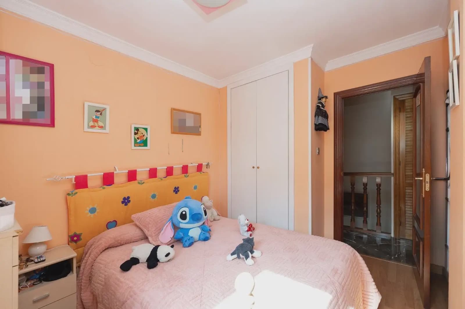 Dom blizniak na sprzedaż w Peligros z basenem garażem - 420 000 € (Ref: 9836985)