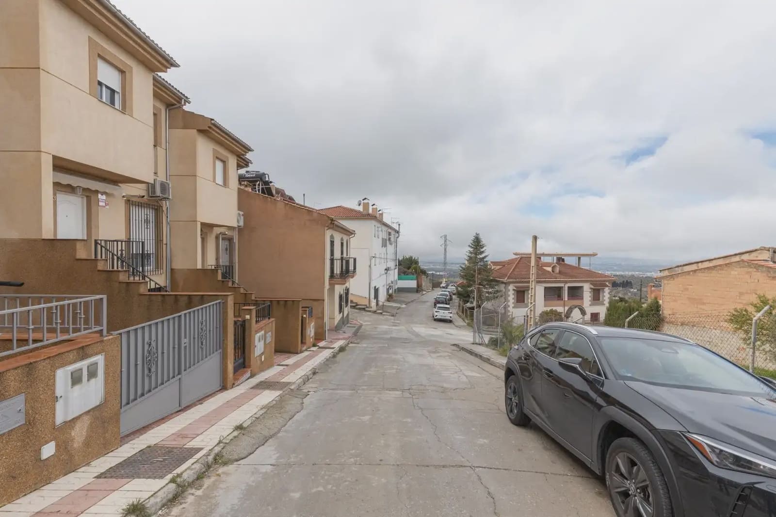 Villetta a Schiera in vendita in Guevejar con garage - 260.000 € (Rif: 9836986)