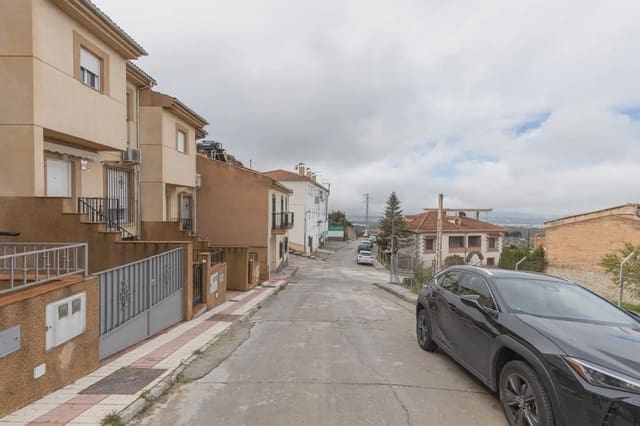 Moradia em Banda para venda em Güevéjar com garagem - 260 000 € (Ref: 9836986)