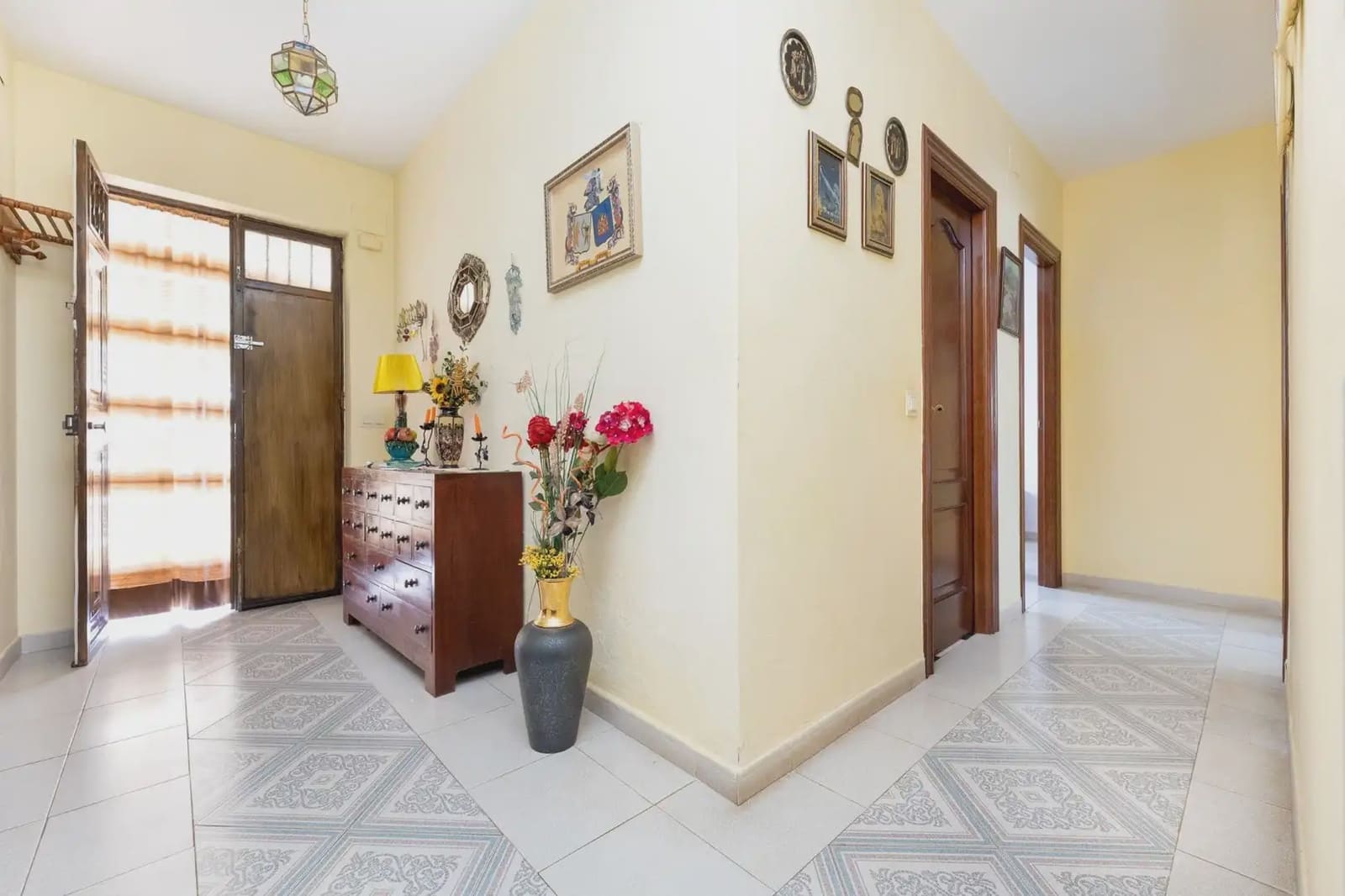Villa zu verkaufen in Cogollos Vega mit Pool Garage - 236.000 € (Ref: 9836989)