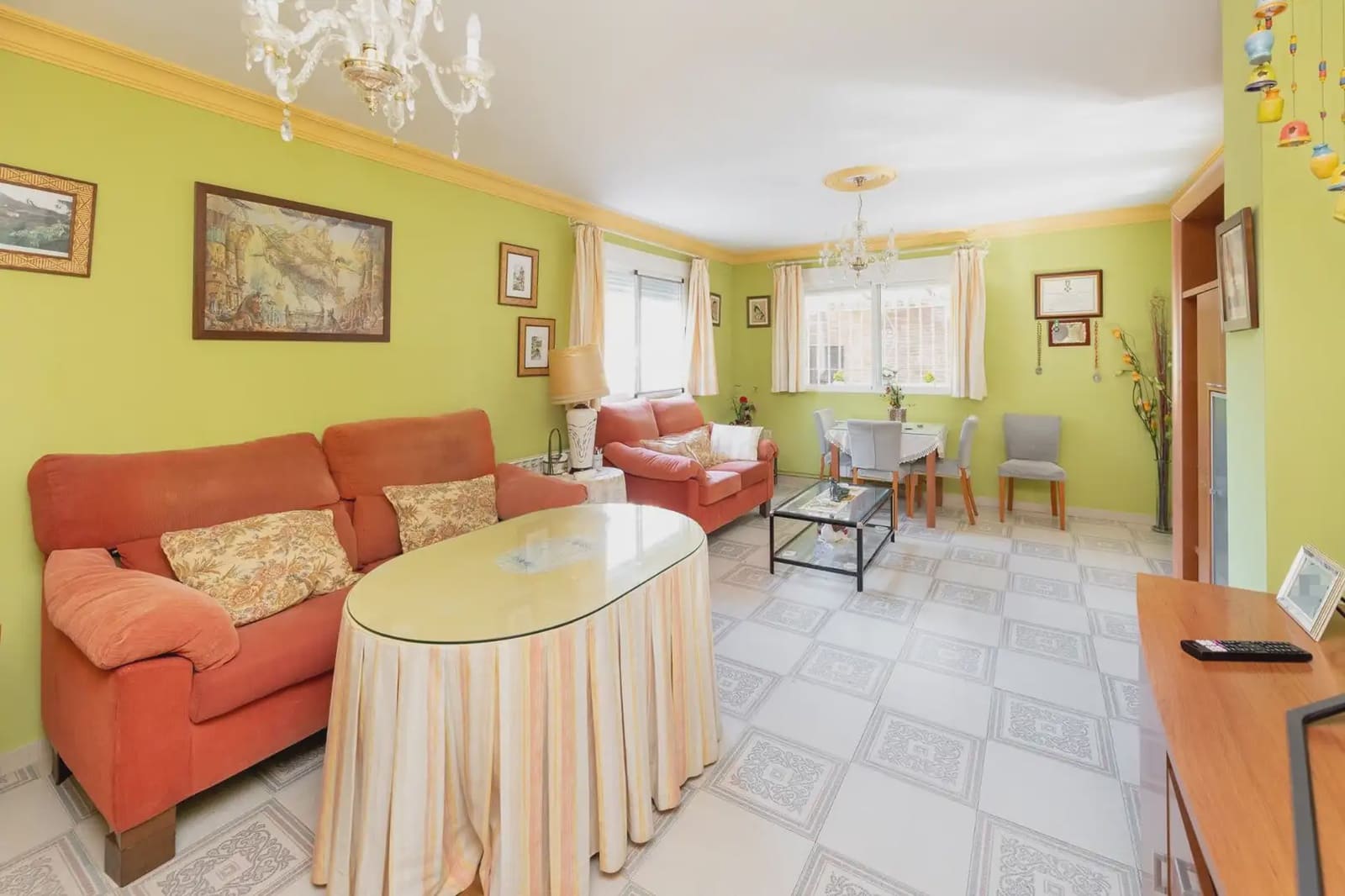 Villa zu verkaufen in Cogollos Vega mit Pool Garage - 236.000 € (Ref: 9836989)