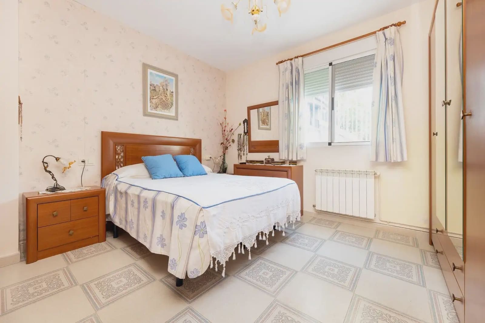 Villa zu verkaufen in Cogollos Vega mit Pool Garage - 236.000 € (Ref: 9836989)