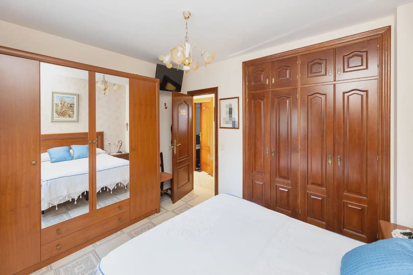 Villa zu verkaufen in Cogollos Vega mit Pool Garage - 236.000 € (Ref: 9836989)