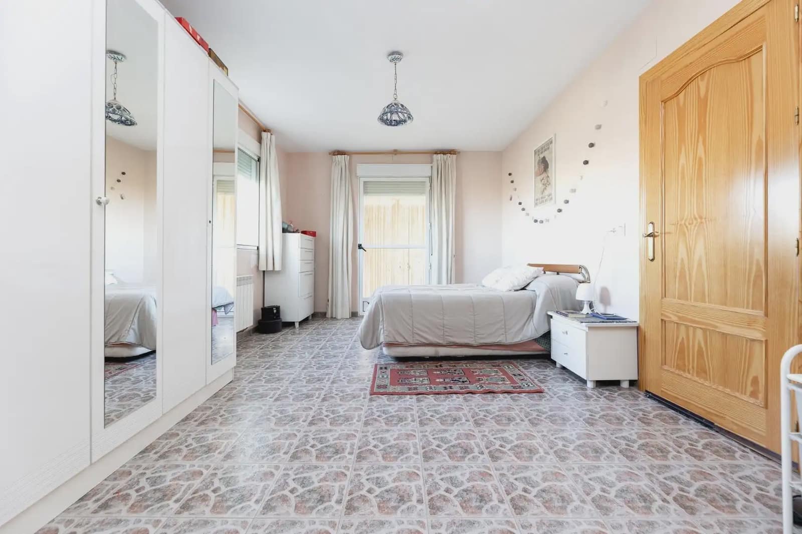 Villa zu verkaufen in Cogollos Vega mit Pool Garage - 236.000 € (Ref: 9836989)