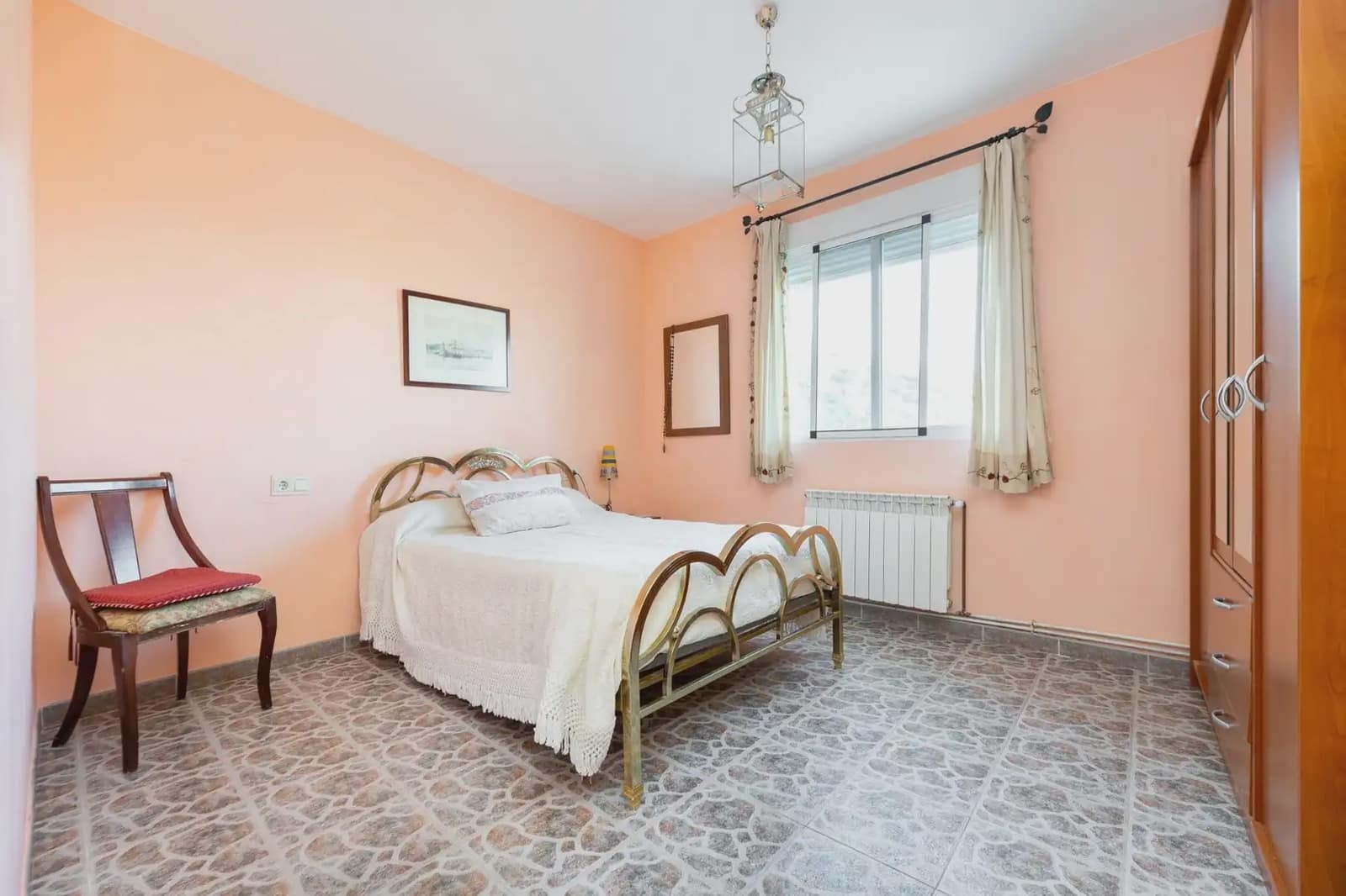 Villa zu verkaufen in Cogollos Vega mit Pool Garage - 236.000 € (Ref: 9836989)