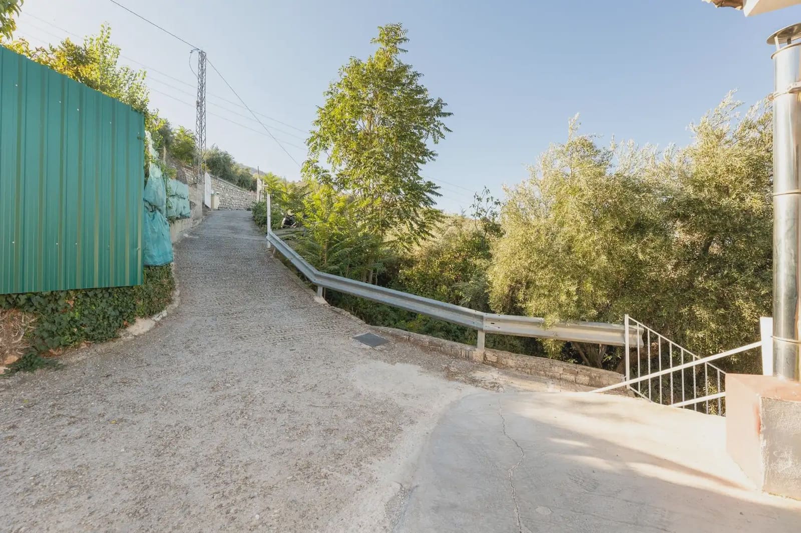 Villa zu verkaufen in Cogollos Vega mit Pool Garage - 236.000 € (Ref: 9836989)