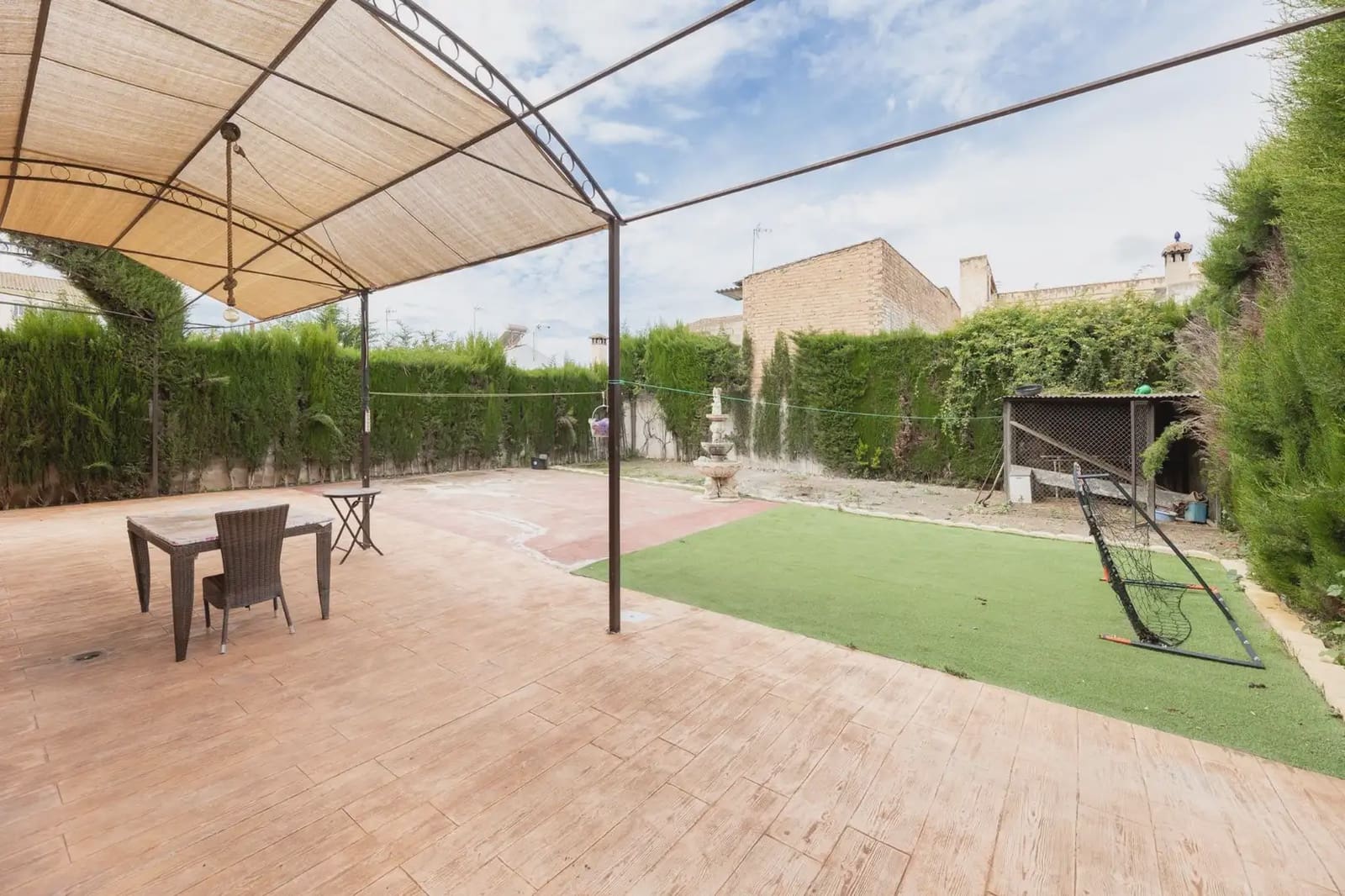 Villa for sale in Santa Fe with garage - € 325,000 (Ref: 9836993)