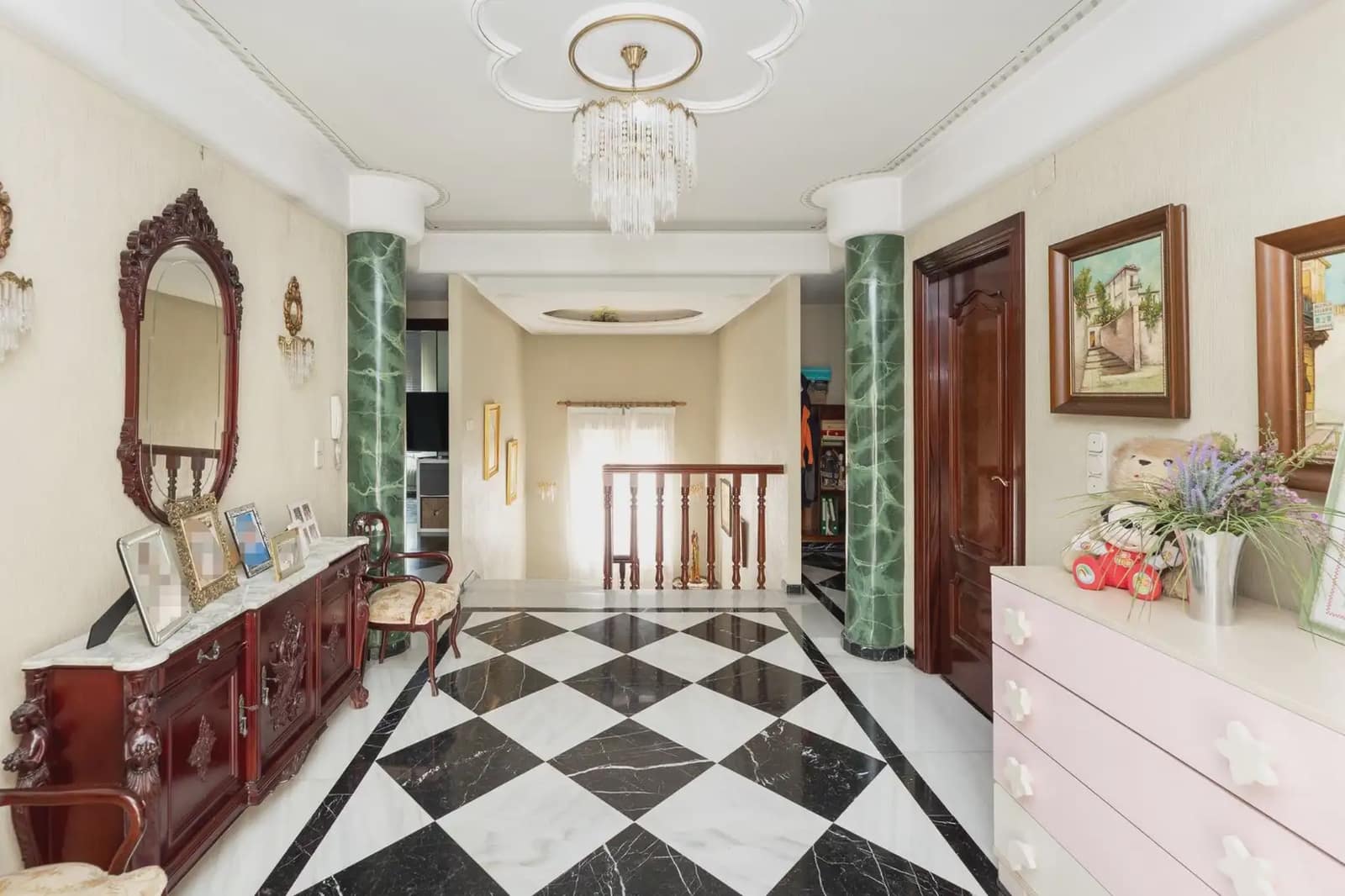 Villa for sale in Santa Fe with garage - € 325,000 (Ref: 9836993)