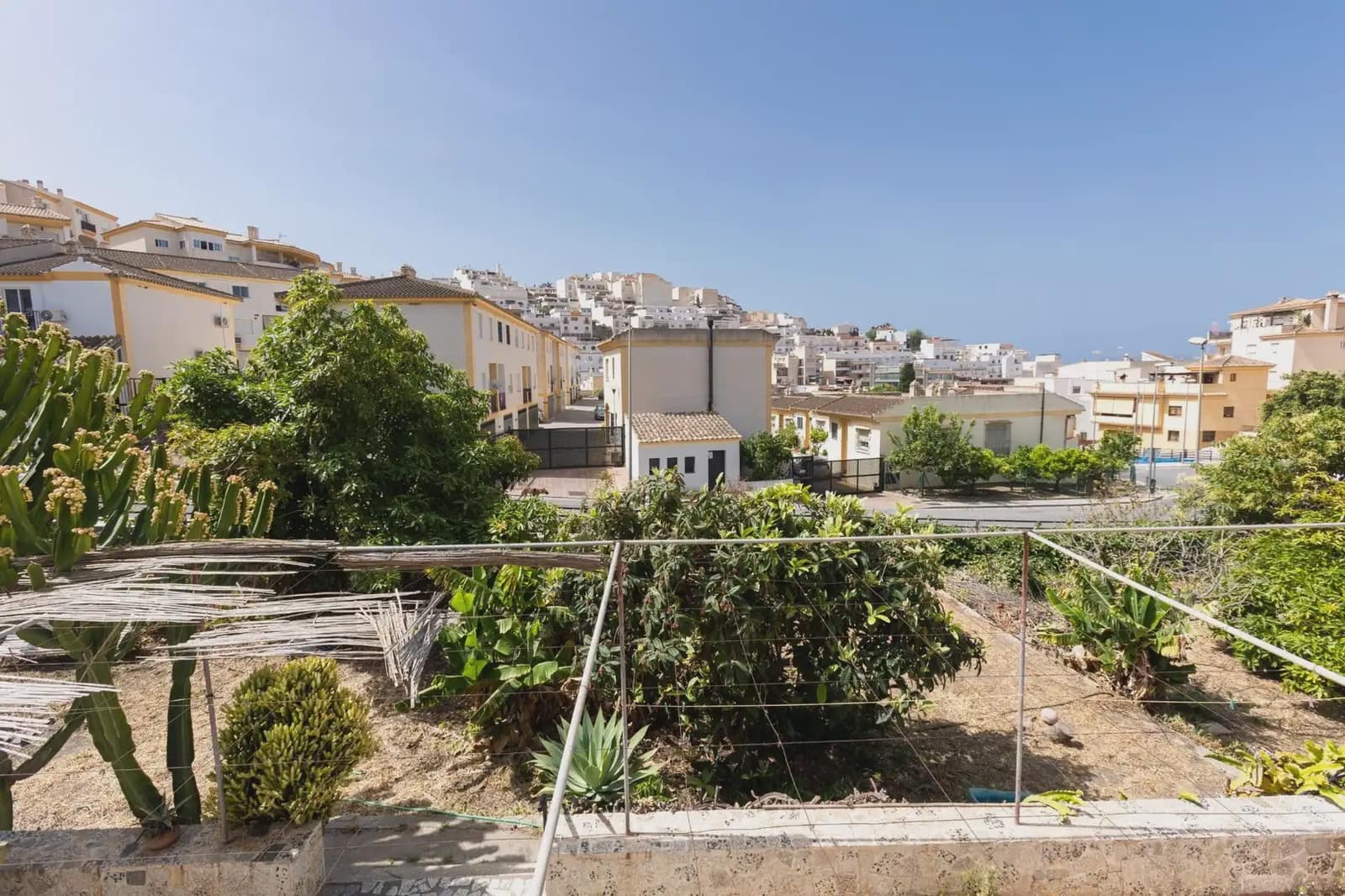 Building Plot for sale in Almunecar - € 990,000 (Ref: 9836994)