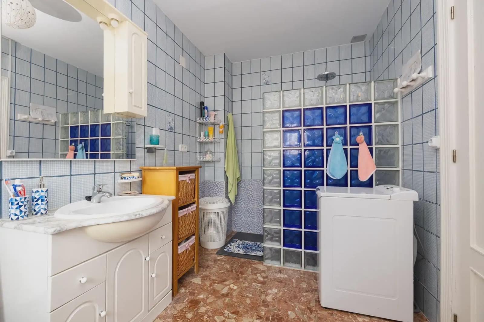 Byhus til salg i Armilla med garage - € 284.000 (Ref: 9836995)