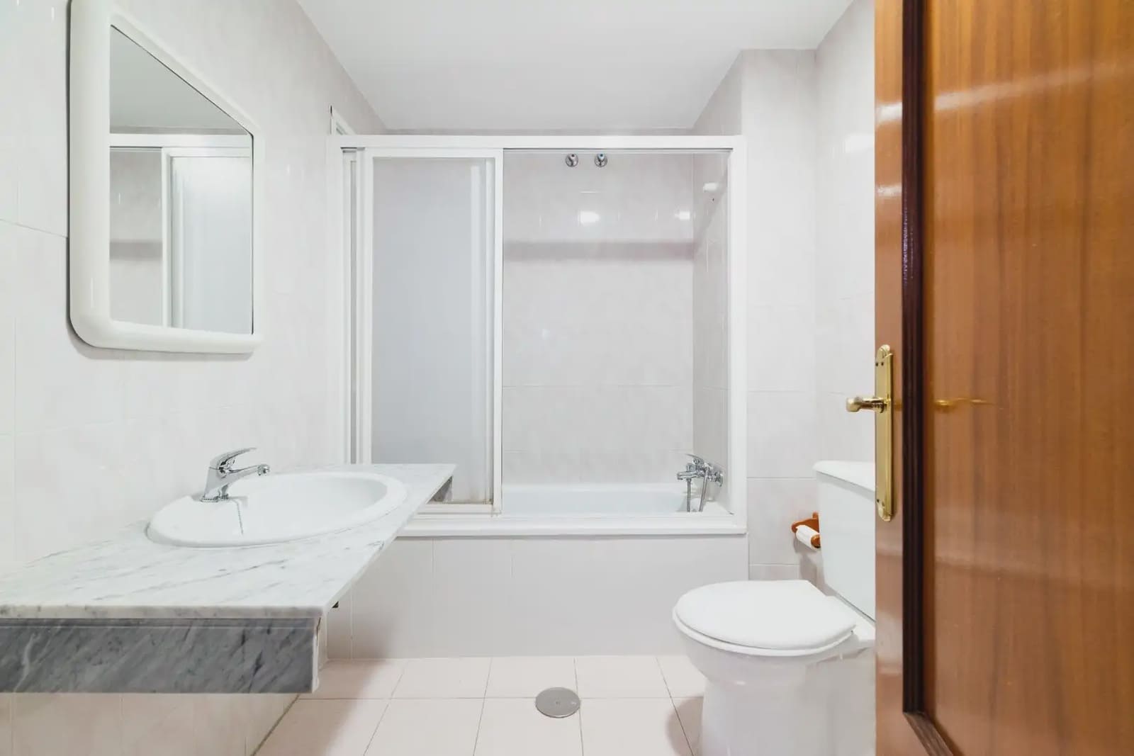 Flat for sale in Motril - € 175,000 (Ref: 9836997)