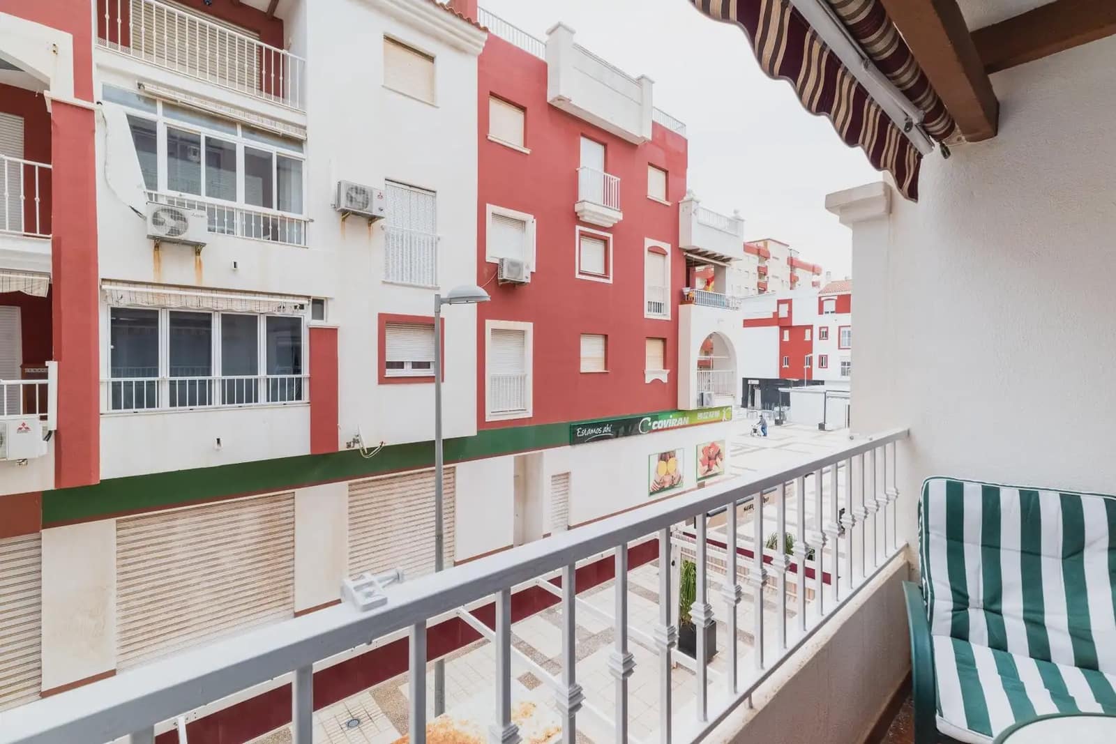 Flat for sale in Motril - € 175,000 (Ref: 9836997)