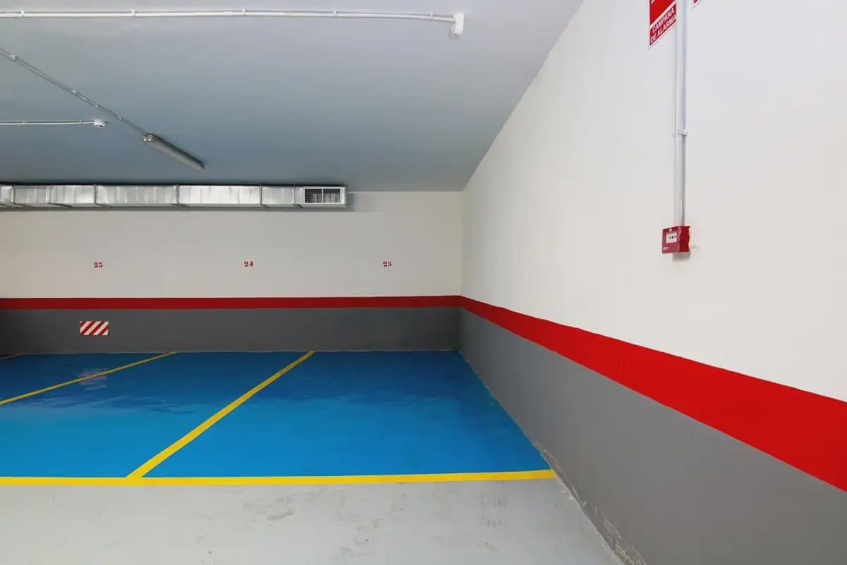Garage for sale in Granada city - € 39,499 (Ref: 9836998)