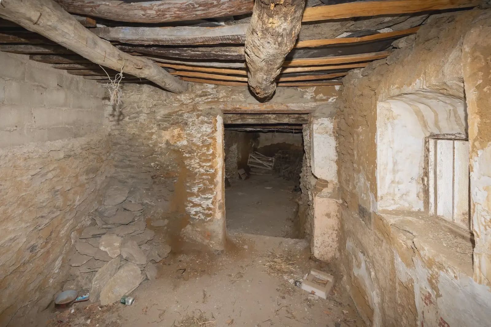 Dom na sprzedaż w Bubion - 60 000 € (Ref: 9836999)
