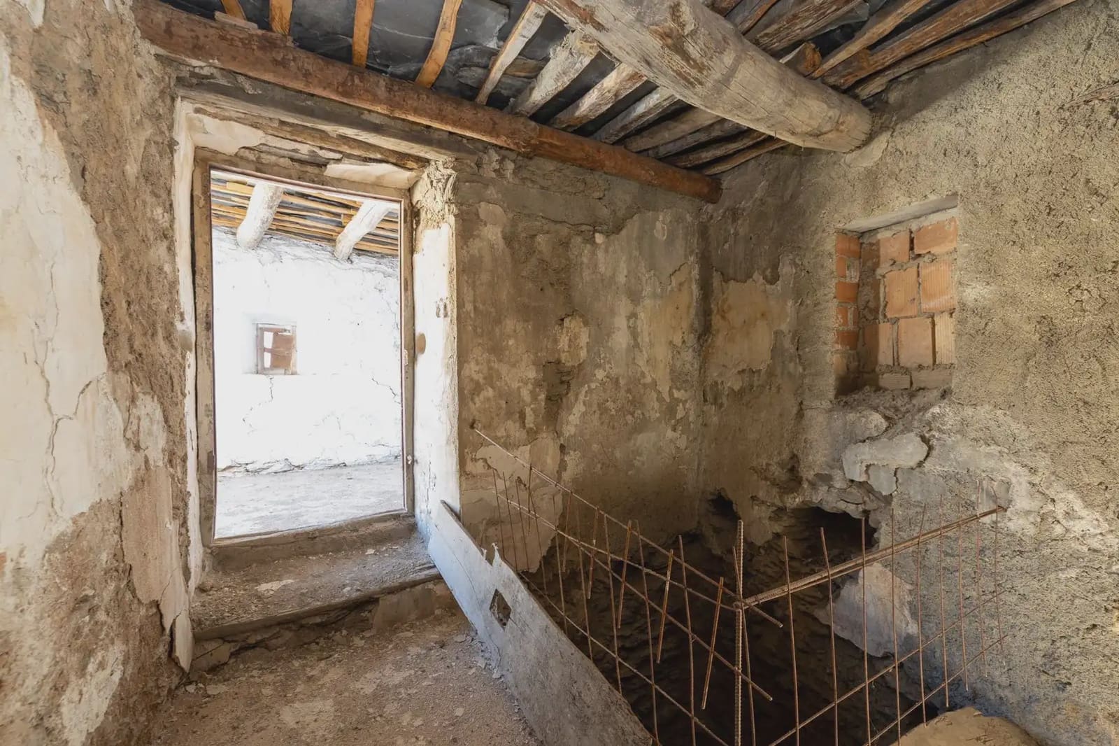 Dom na sprzedaż w Bubion - 60 000 € (Ref: 9836999)
