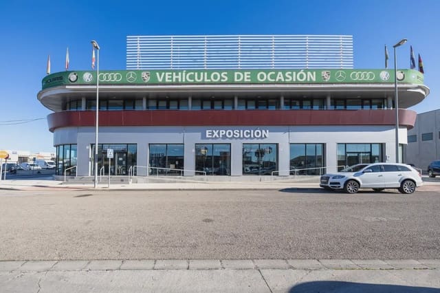 Local Comercial en Peligros en venta - 2.100.000 € (Ref: 9837002)