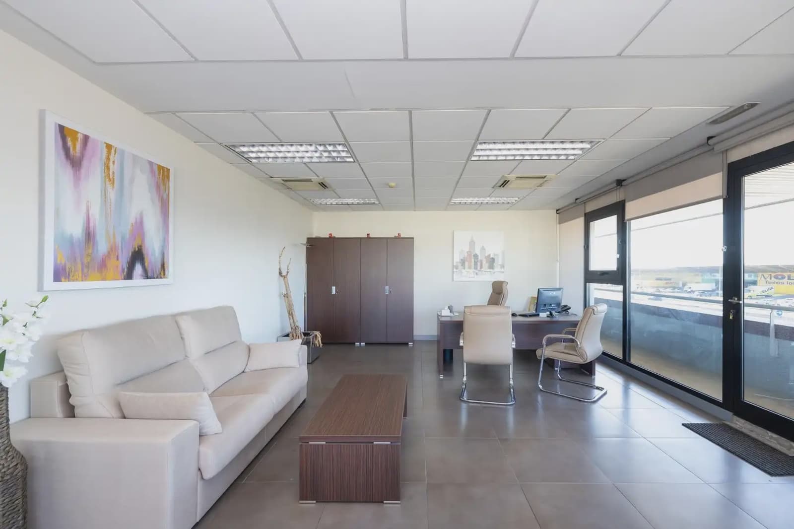 Local Comercial en Peligros en venta - 2.100.000 € (Ref: 9837002)