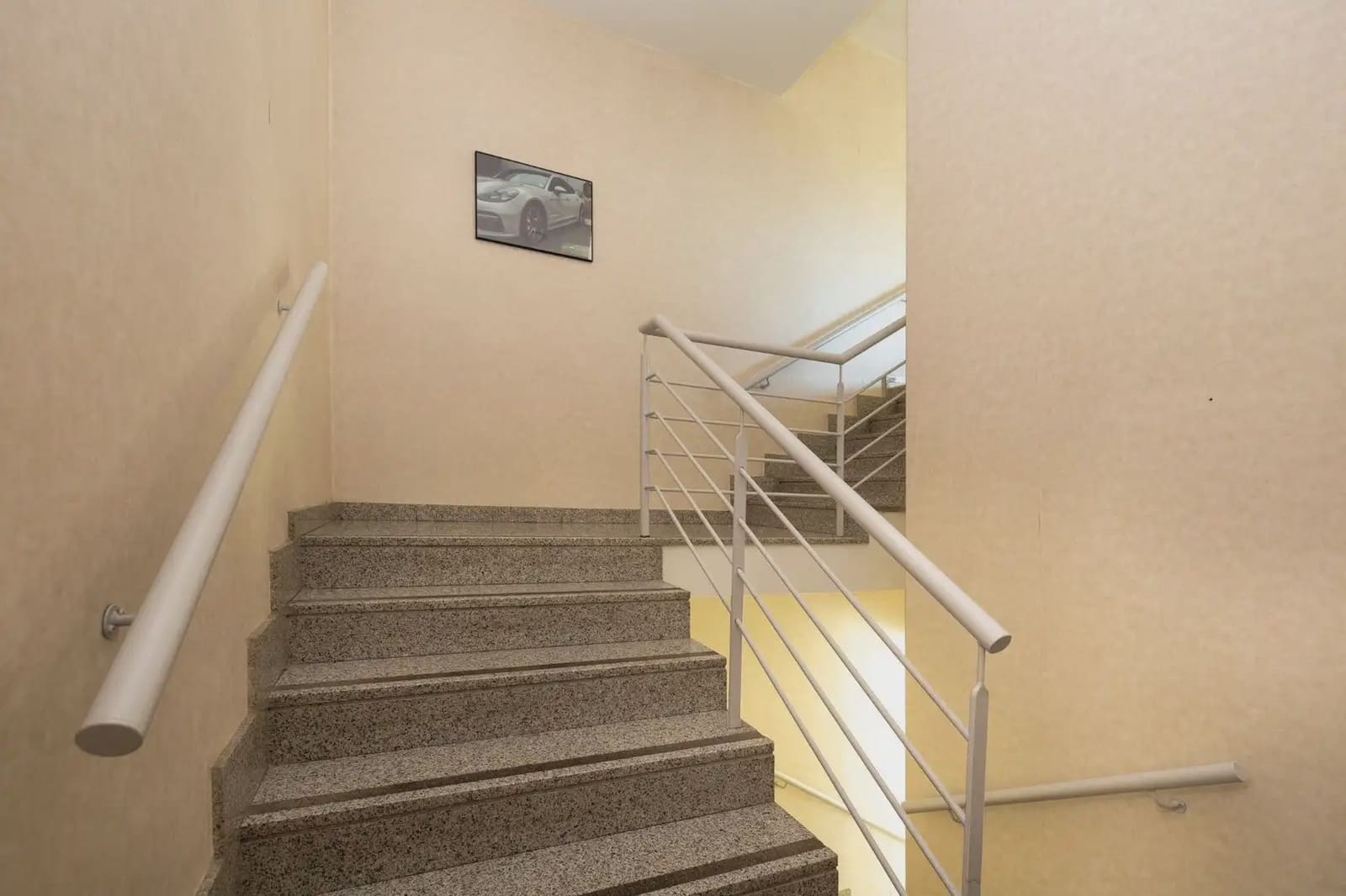 Local Comercial en Peligros en venta - 2.100.000 € (Ref: 9837002)