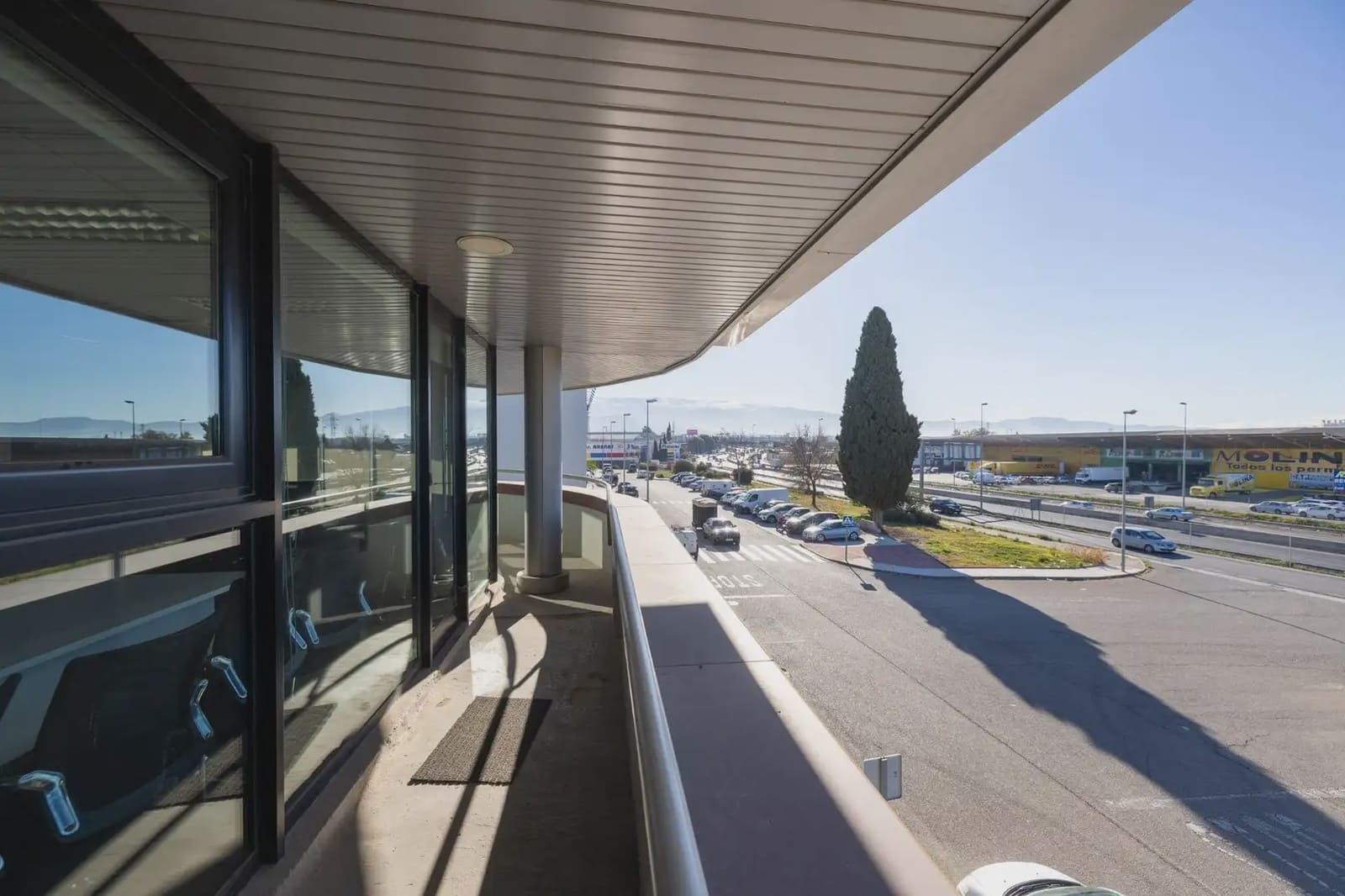 Local Comercial en Peligros en venta - 2.100.000 € (Ref: 9837002)