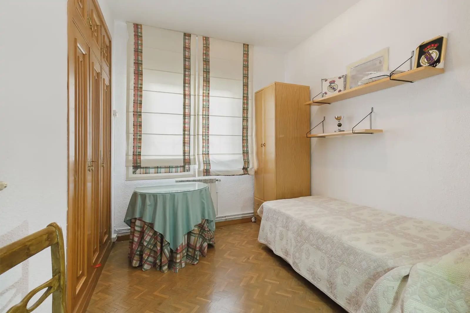 Villa for sale in Granada city with garage - € 735,000 (Ref: 9837003)