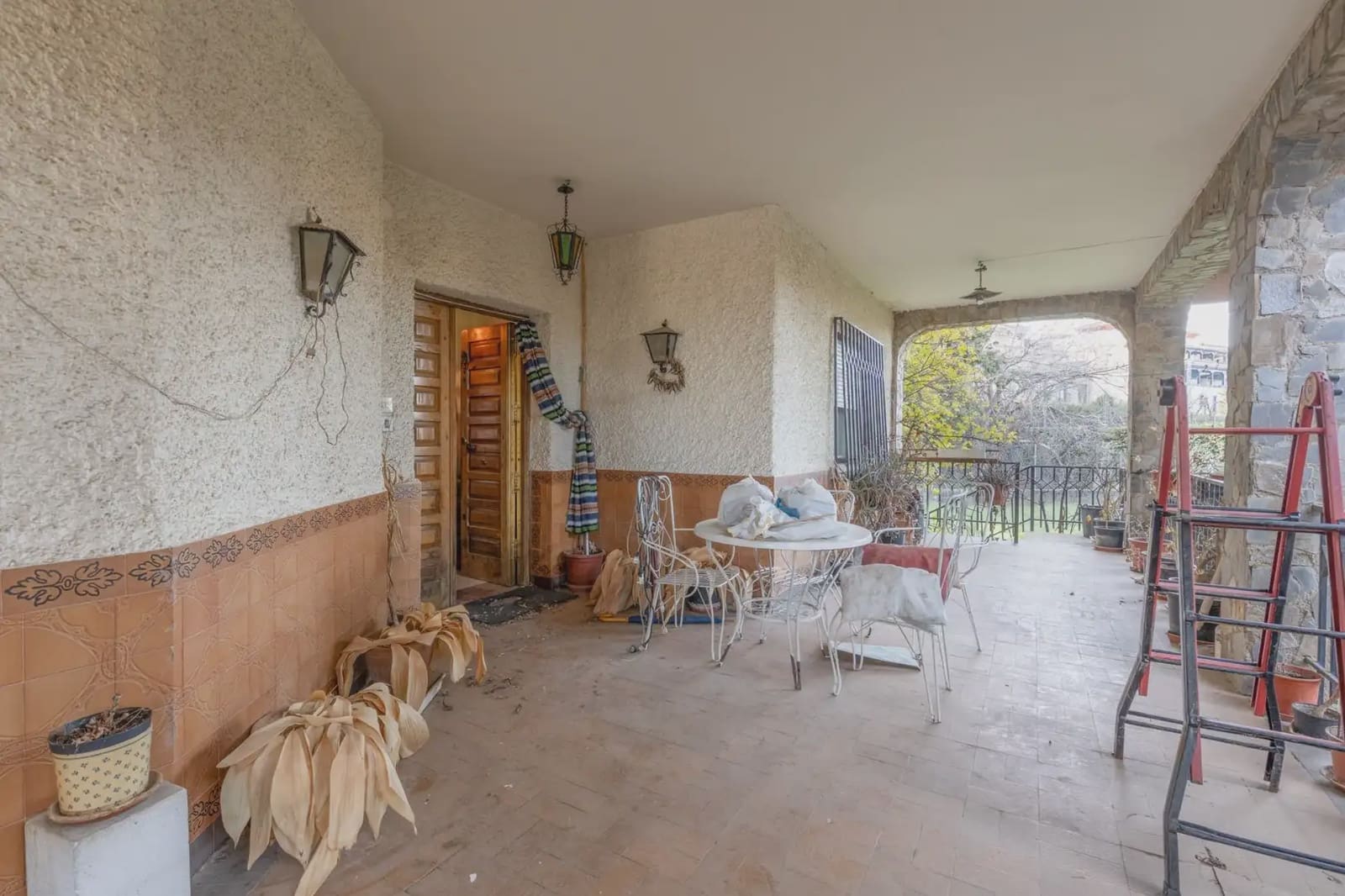 Villa te koop in La Zubia met garage - € 1.100.000 (Ref: 9837004)