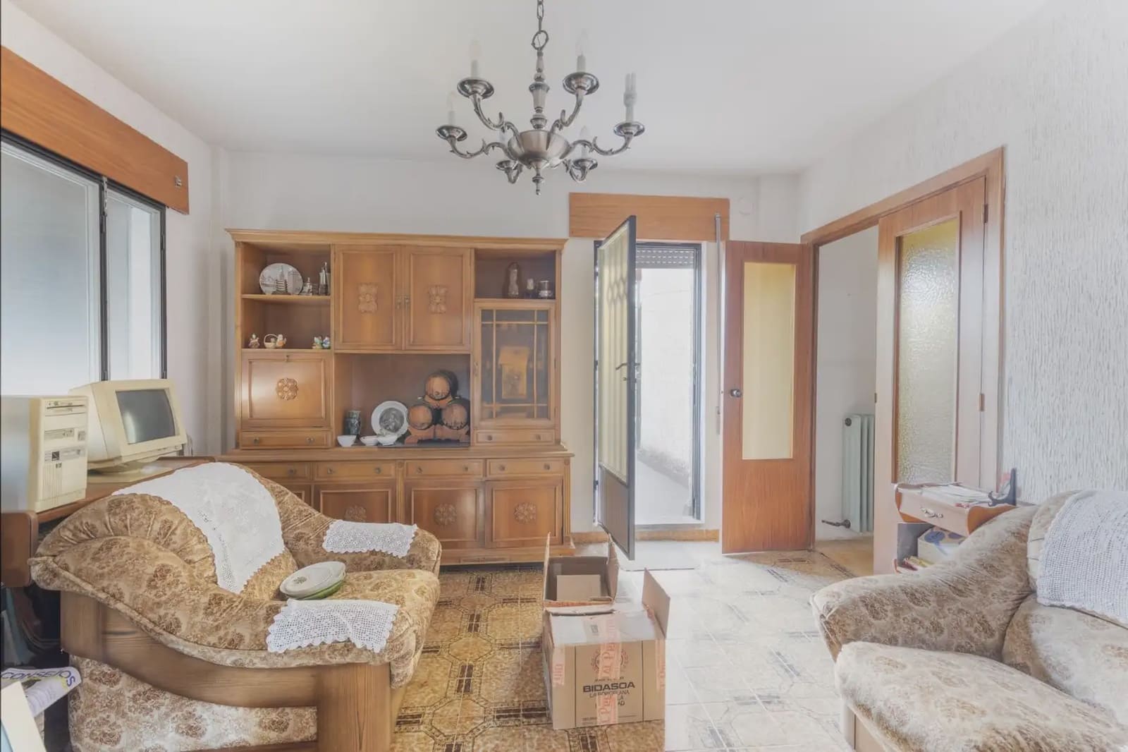 Villa te koop in La Zubia met garage - € 1.100.000 (Ref: 9837004)