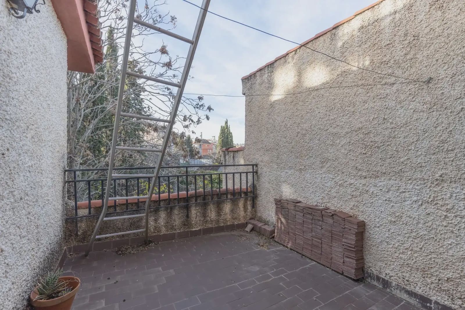 Villa te koop in La Zubia met garage - € 1.100.000 (Ref: 9837004)