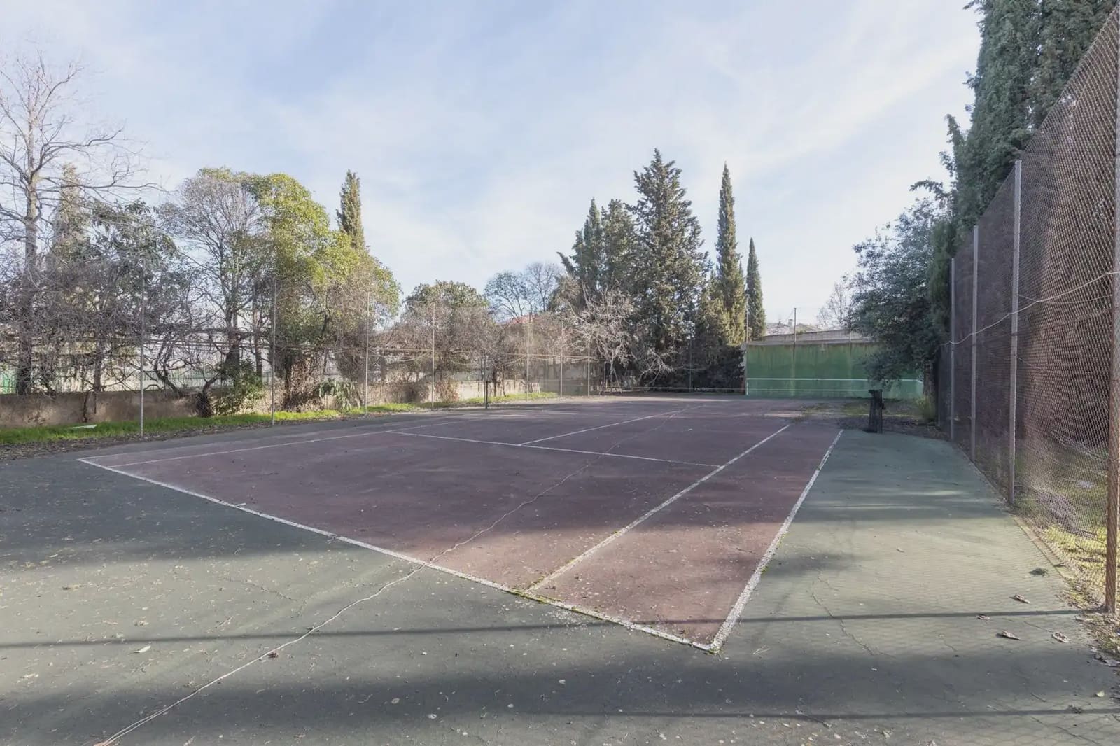 Villa te koop in La Zubia met garage - € 1.100.000 (Ref: 9837004)