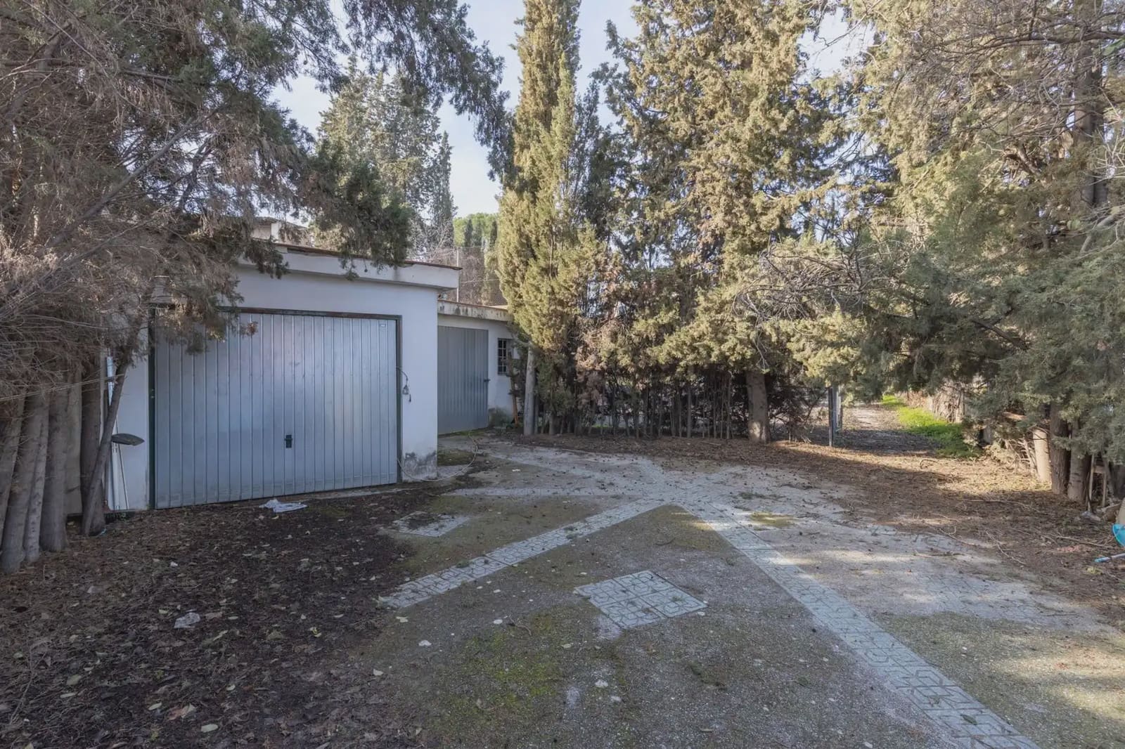 Villa te koop in La Zubia met garage - € 1.100.000 (Ref: 9837004)