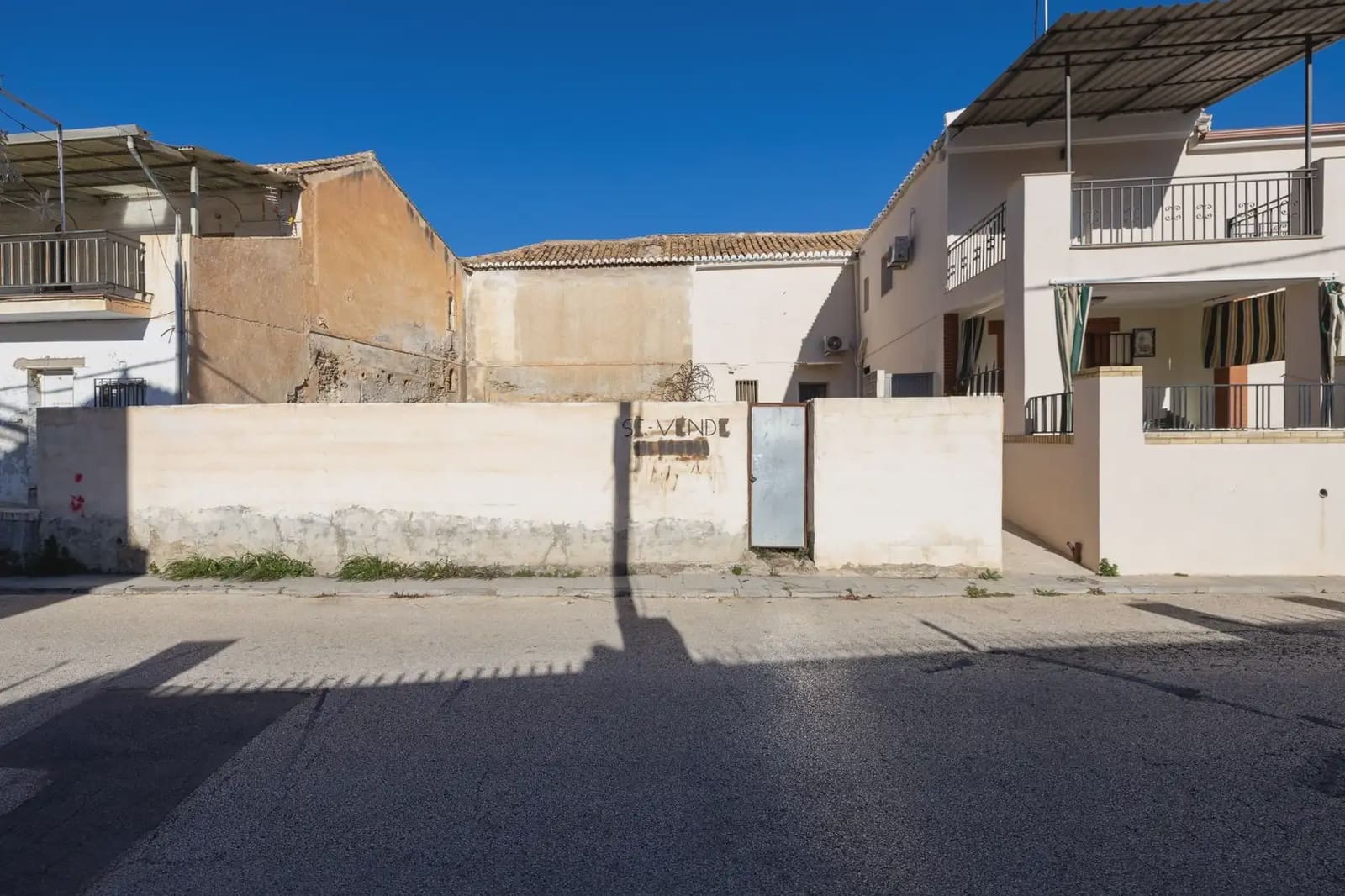 Byggegrund til salg i Granada by - € 82.000 (Ref: 9837005)