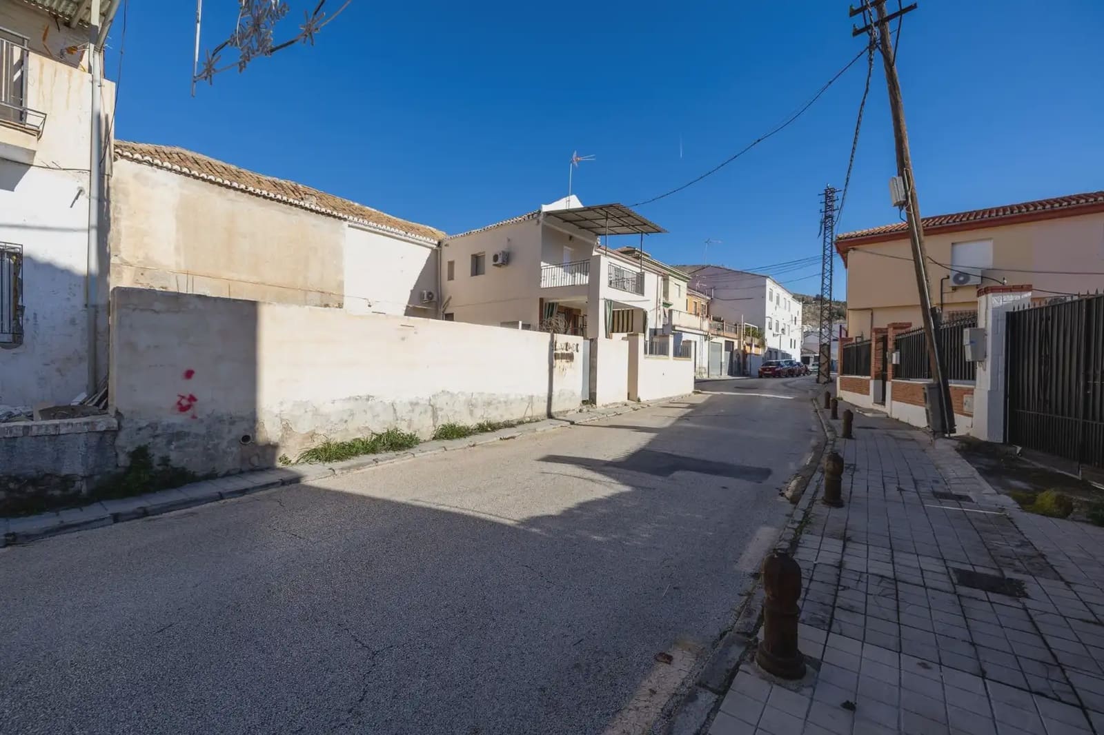 Byggegrund til salg i Granada by - € 82.000 (Ref: 9837005)