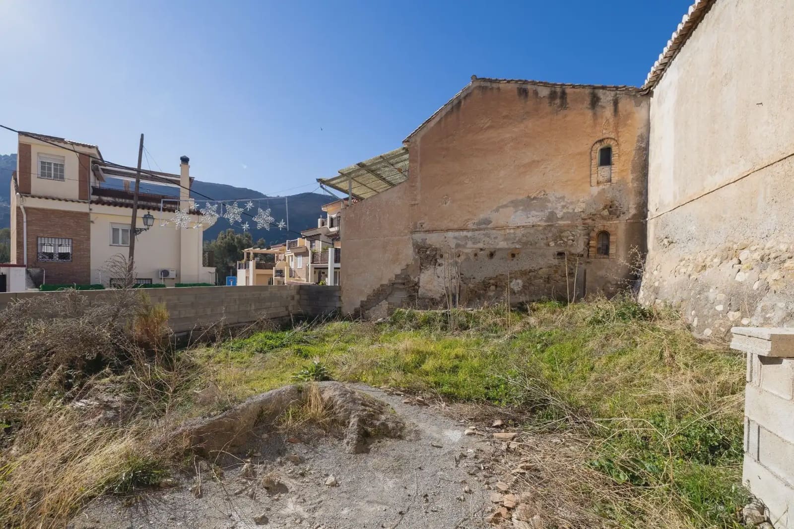 Byggegrund til salg i Granada by - € 82.000 (Ref: 9837005)