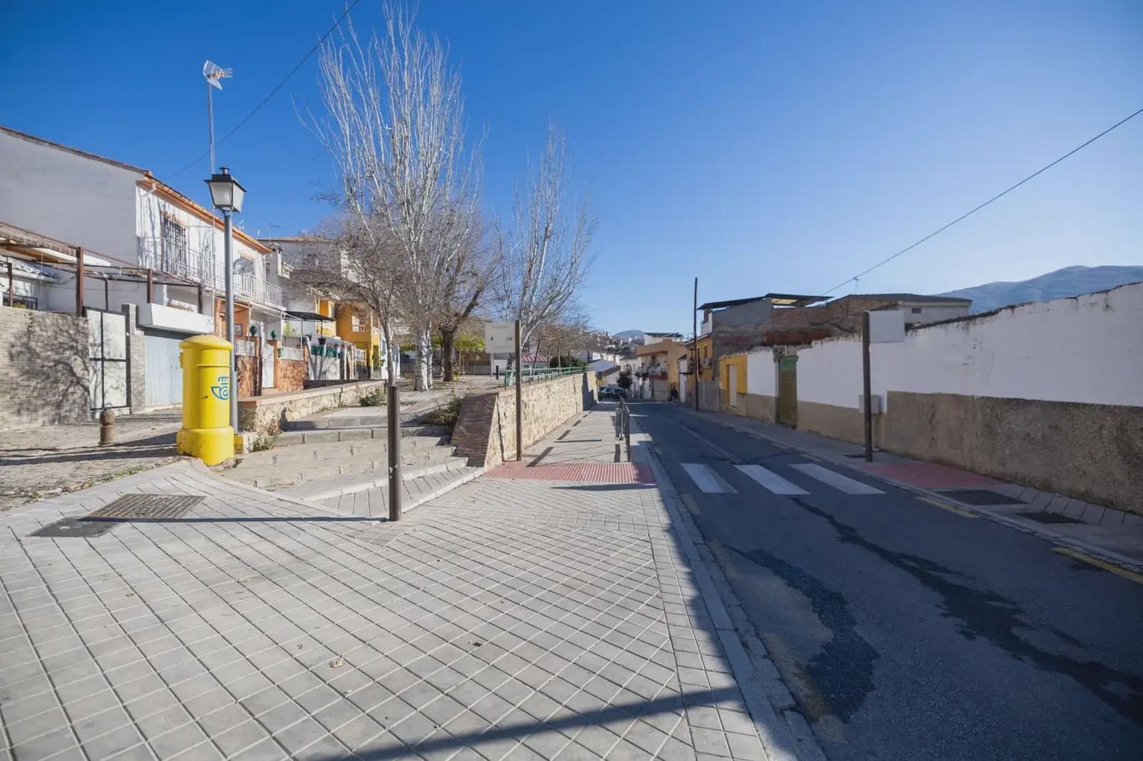 Byggegrund til salg i Granada by - € 82.000 (Ref: 9837005)
