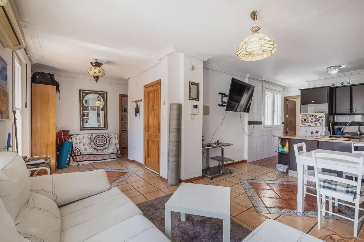 Takvåning till salu i Granada stad - 339 000 € (Ref: 9837007)