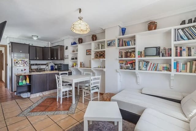 Penthouse til salg i Centro - Sagrario, Granada by - € 339.000 (Ref: 9837007)