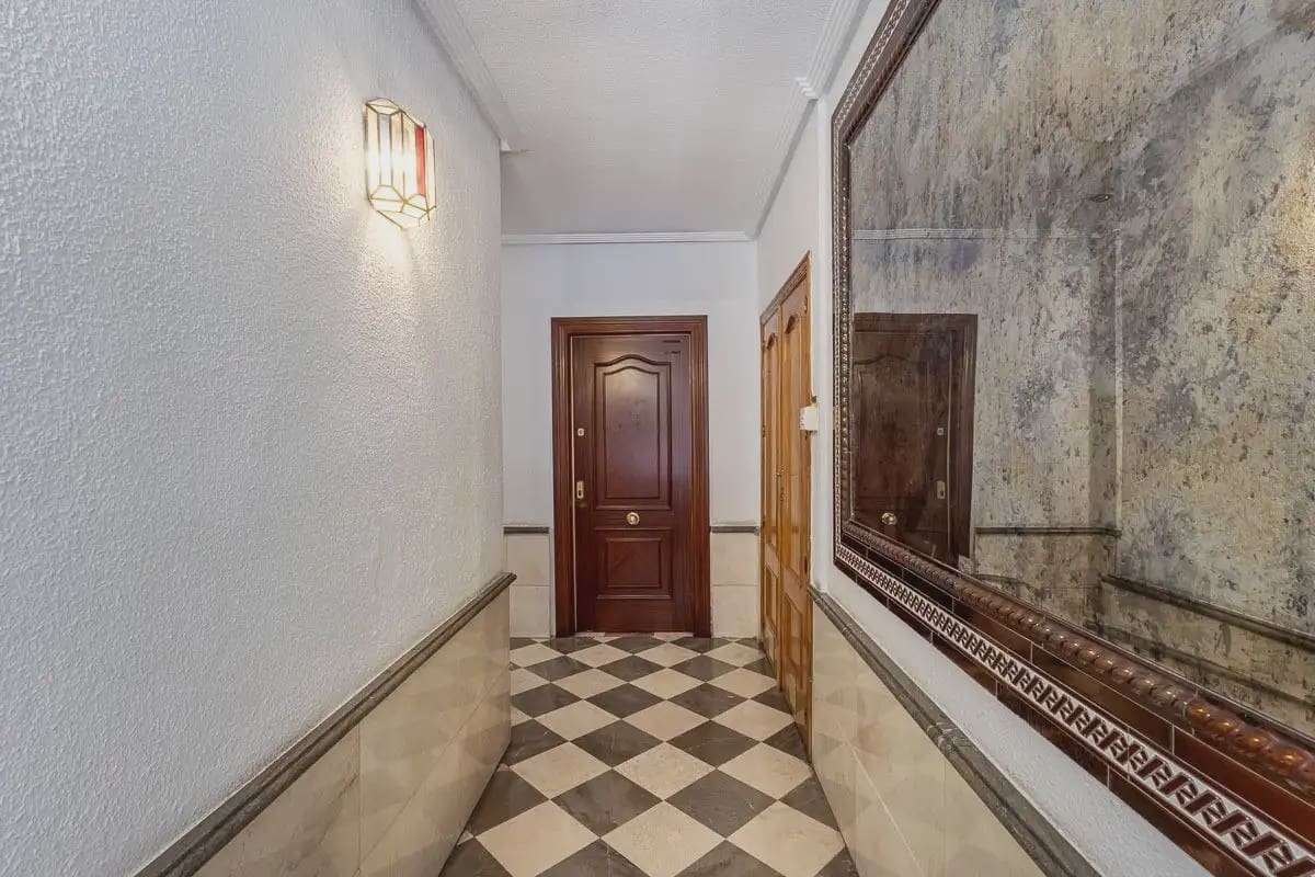 Takvåning till salu i Granada stad - 339 000 € (Ref: 9837007)