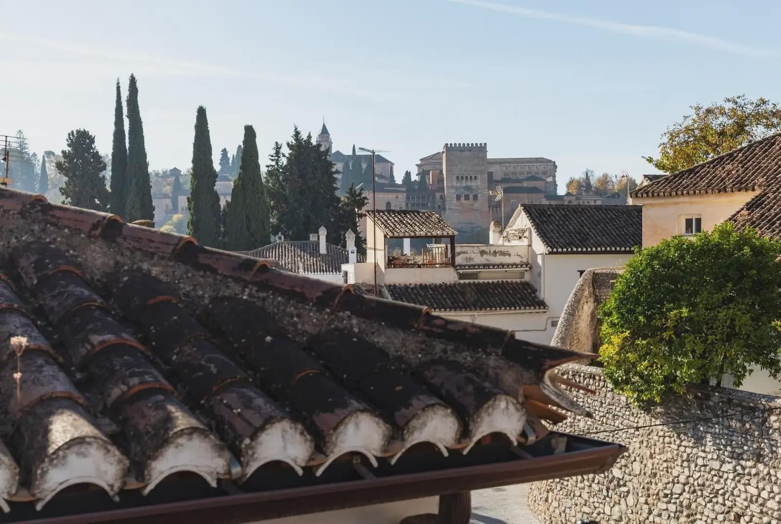 Semi-detached Villa for sale in Granada city with garage - € 640,000 (Ref: 9837009)